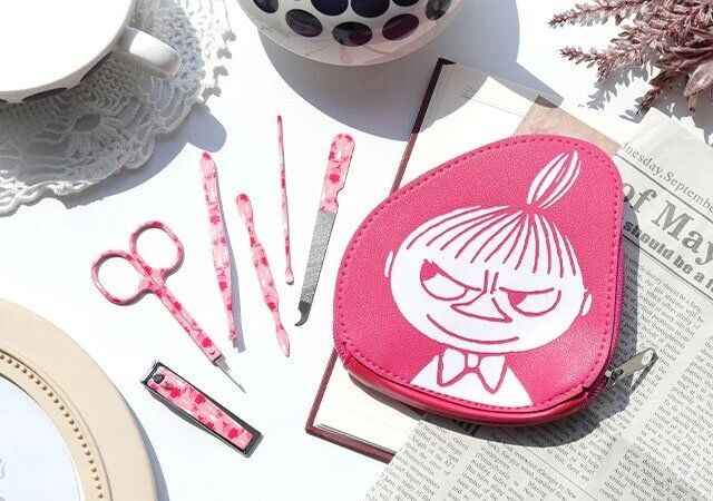 MOOMIN［ムーミン］持ち運べるポーチ付き！大人のための身だしなみ6点セット