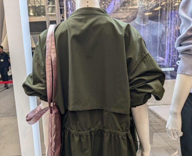 【ワークマン】高撥水シェルワンピースコート