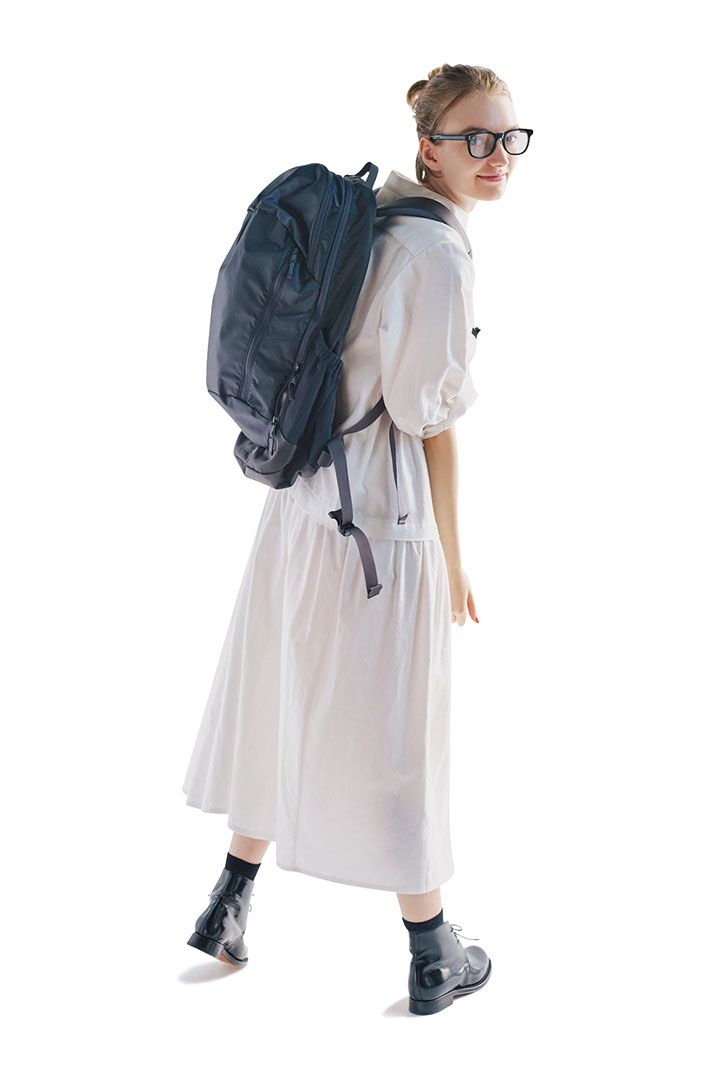 大人女性が持ちたいレディースリュック6選と「きれいめ」「カジュアル」向けおすすめコーデ例