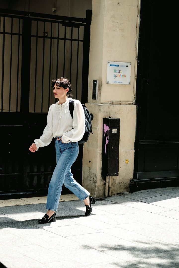 大人女性が持ちたいレディースリュック6選と「きれいめ」「カジュアル」向けおすすめコーデ例