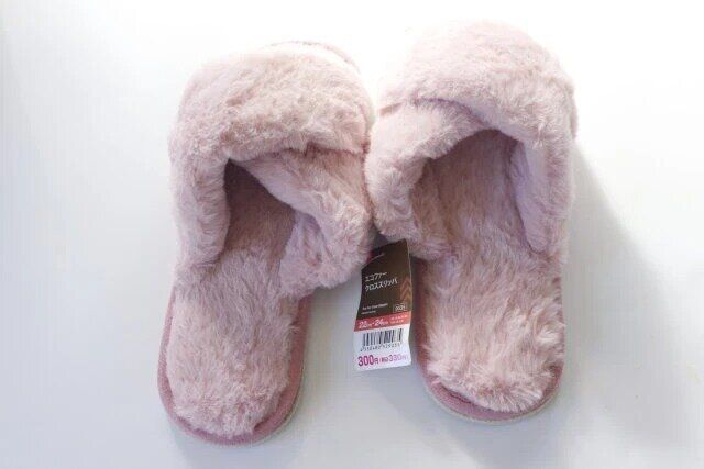 ダイソーエコファー スリッパ