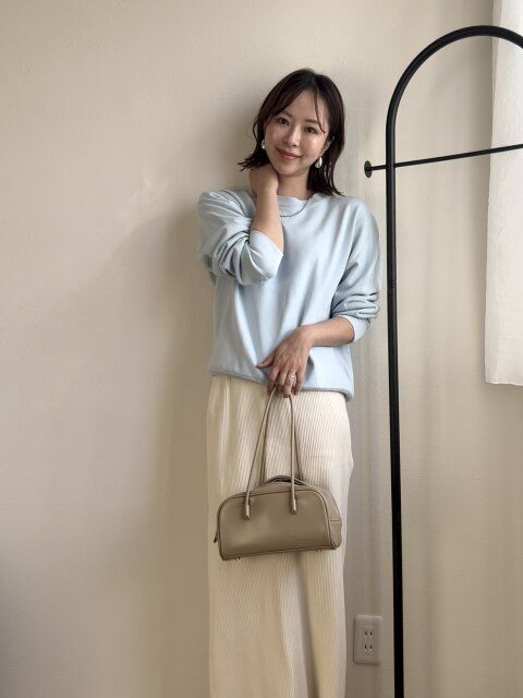 ユニクロスウェットシャツとリブタイトスカートコーデ