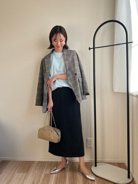 ユニクロスウェットシャツとチェックジャケットコーデ