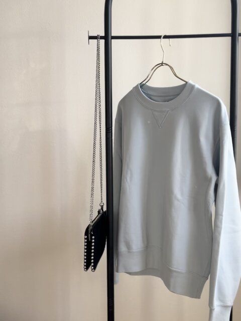 ユニクロスウェットシャツのライトブルー