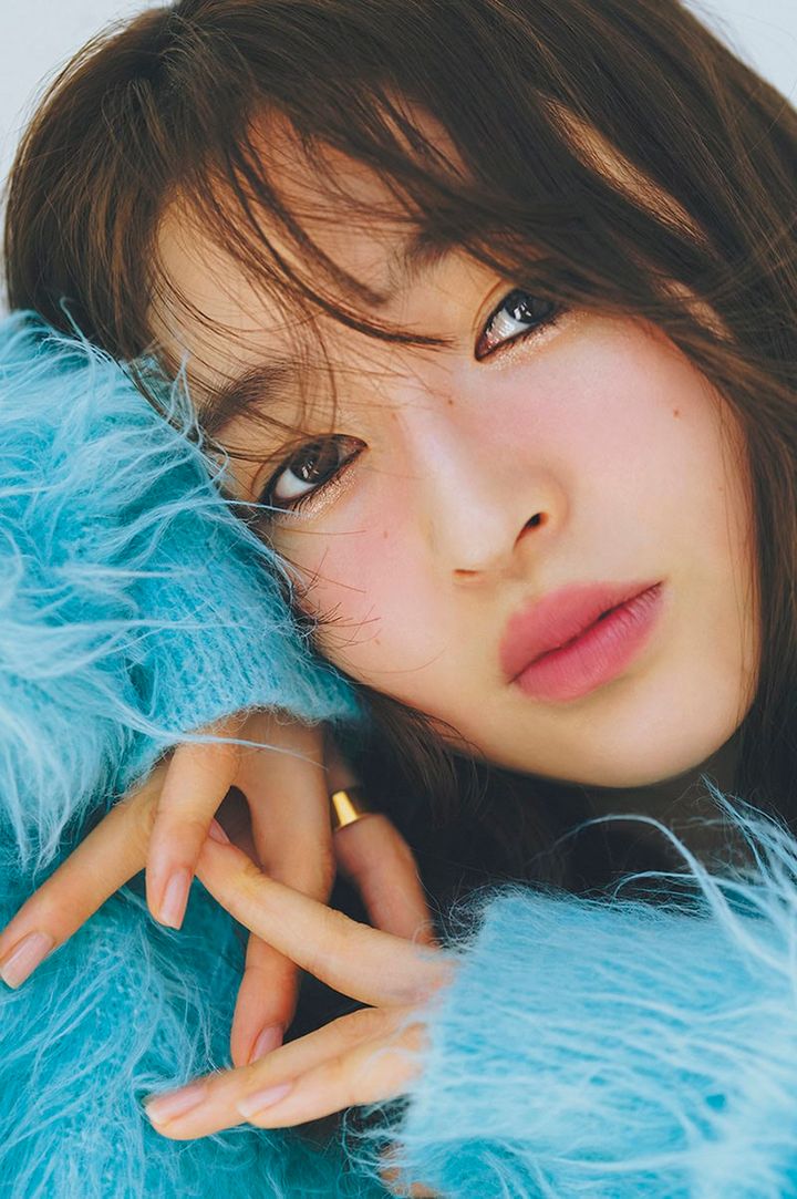 中顔面短縮メイク モデル＝上西星来