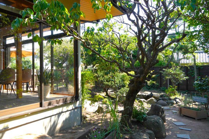 鎌倉の瀟洒なお屋敷でお庭の緑を眺めながらのんびりとお昼ごはん「Cafe&Restaurant EGAO」