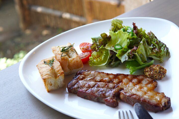 鎌倉の瀟洒なお屋敷でお庭の緑を眺めながらのんびりとお昼ごはん「Cafe&Restaurant EGAO」