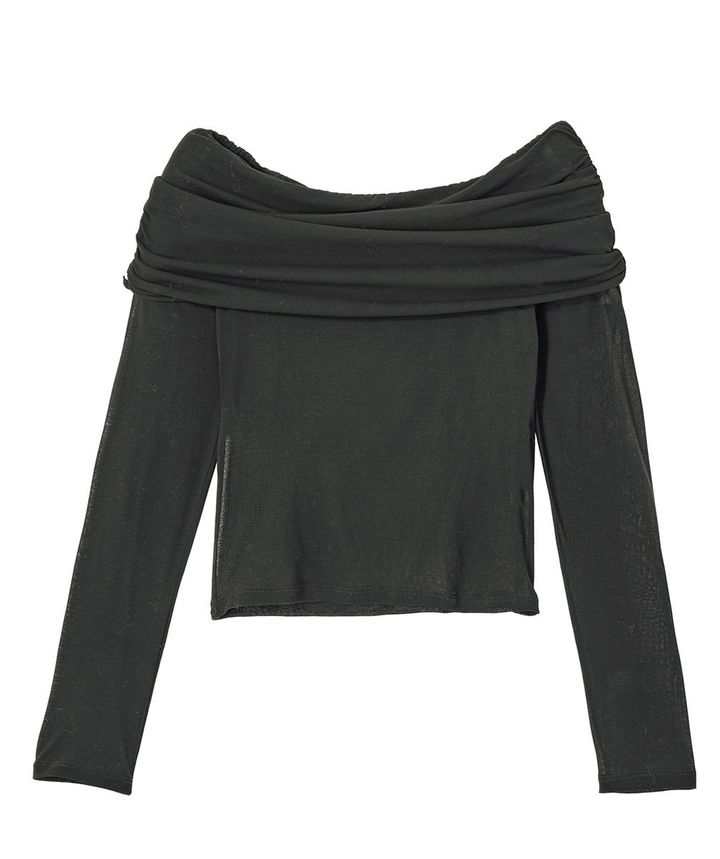 オフショルダートップス