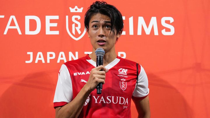 美形で人気の日本代表MF、スタッフへの気遣いも「超イケメン」だった