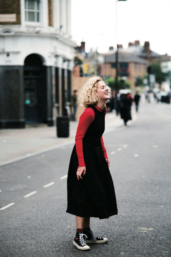 やっと秋本番！素材や色でファッションを楽しむのが正解！【ロンドンガールの一週間コーデ】