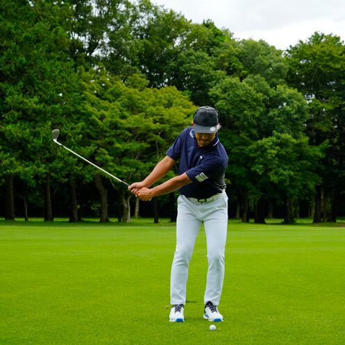 振り幅だけの“距離の打ち分け”は危険！ フットワークをプラスしてみよう