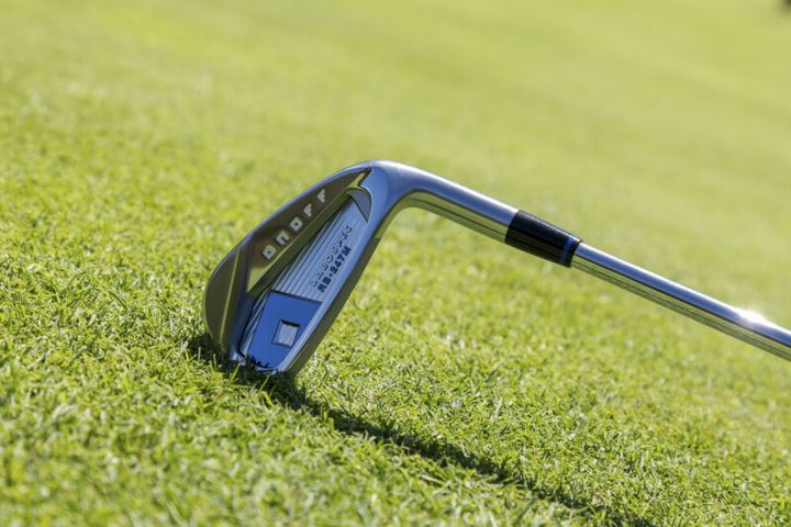 「スコアメイクに貢献するアイアン」石井良介がオノフの新作を試打解説
