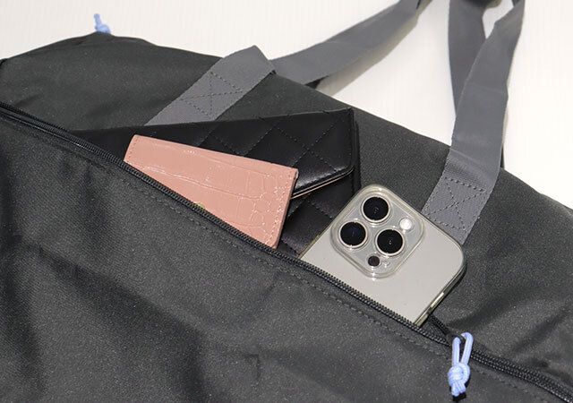 emmi×SHAKA［エミ×シャカ］とても軽くて大容量！2WAYレジャーボストン フロントポケット