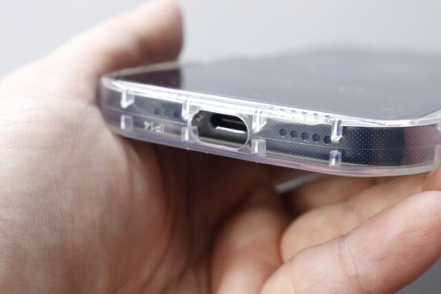 セリアのアクスタが入るスマートフォンケース9