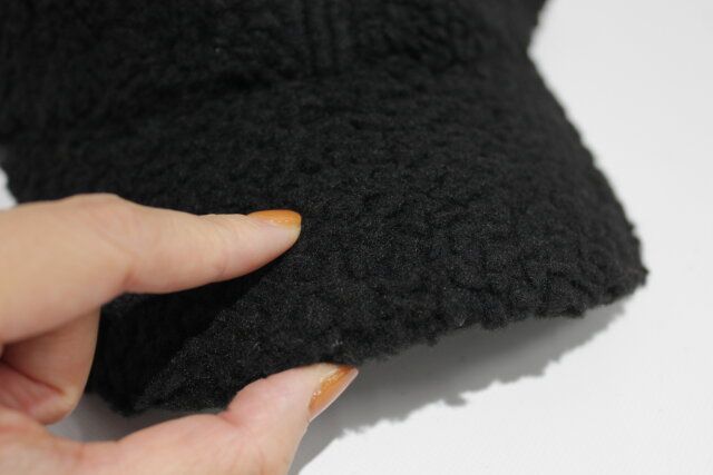 ダイソー レディースコージーフリースキャップ（ブラック） 素材