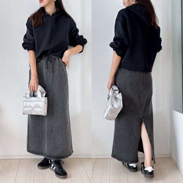 しまむらローカットスニーカーとデニムロングスカートコーデ