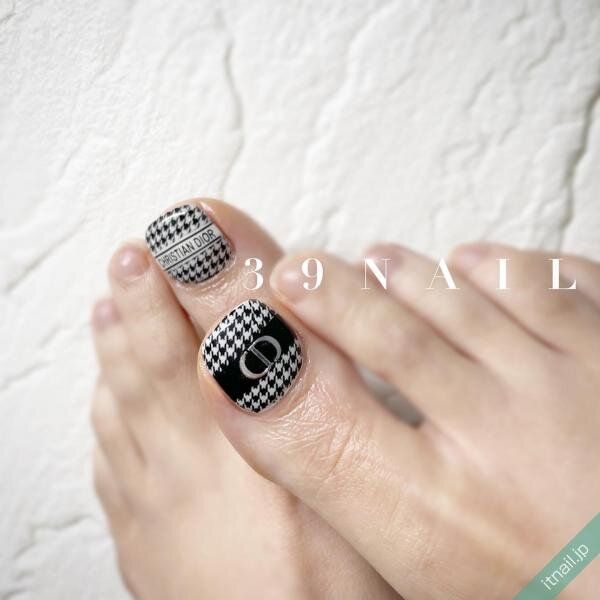 39NAILが投稿したネイルデザイン [photoid:I0111291] via Itnail Design (741848)