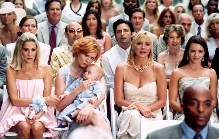 「セックス・アンド・ザ・シティ」第8話「I Love a Charade（新たな恋の予感）」より。ミランダ（左から2番目）は妊娠発覚後、悩んだ末に出産を決意した。