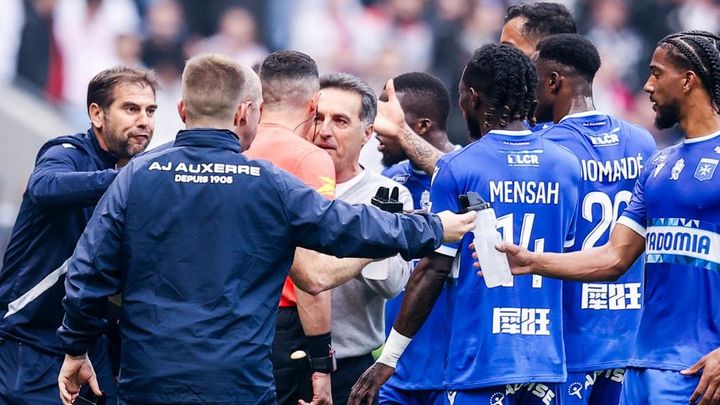 日本人出場の試合がフランスで荒れる…審判の判定に激怒したワケとは