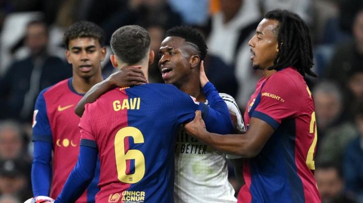 世界的チーム、人種差別をした自軍ファンを警察に突き出す…「犯罪者の居場所ない」と世界的スターも非難