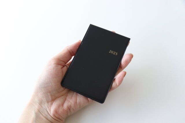 ダイソー ビジネスダイアリー 手帳