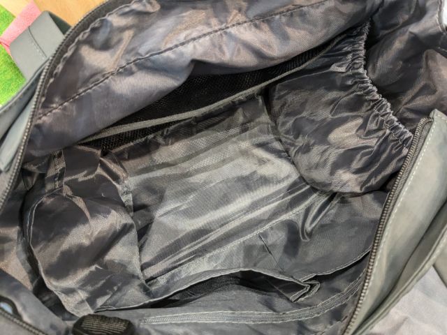 高撥水マルチシートインマザーズ 2WAY トートバッグの中