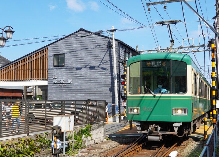 鎌倉の長谷エリアで紅葉さんぽ♪お地蔵様がほほえむ長谷寺と路地裏のカフェでくつろぐ秋の一日