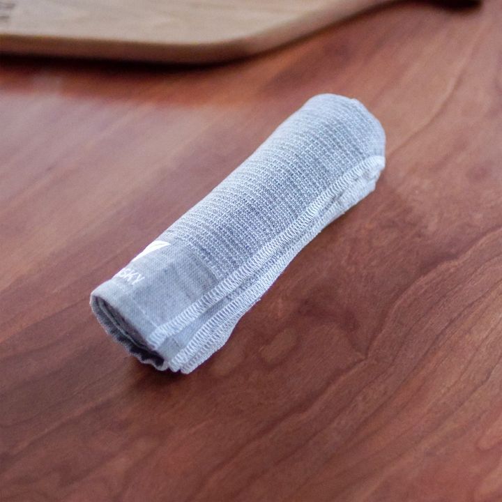 〈MOKU〉のライトタオル