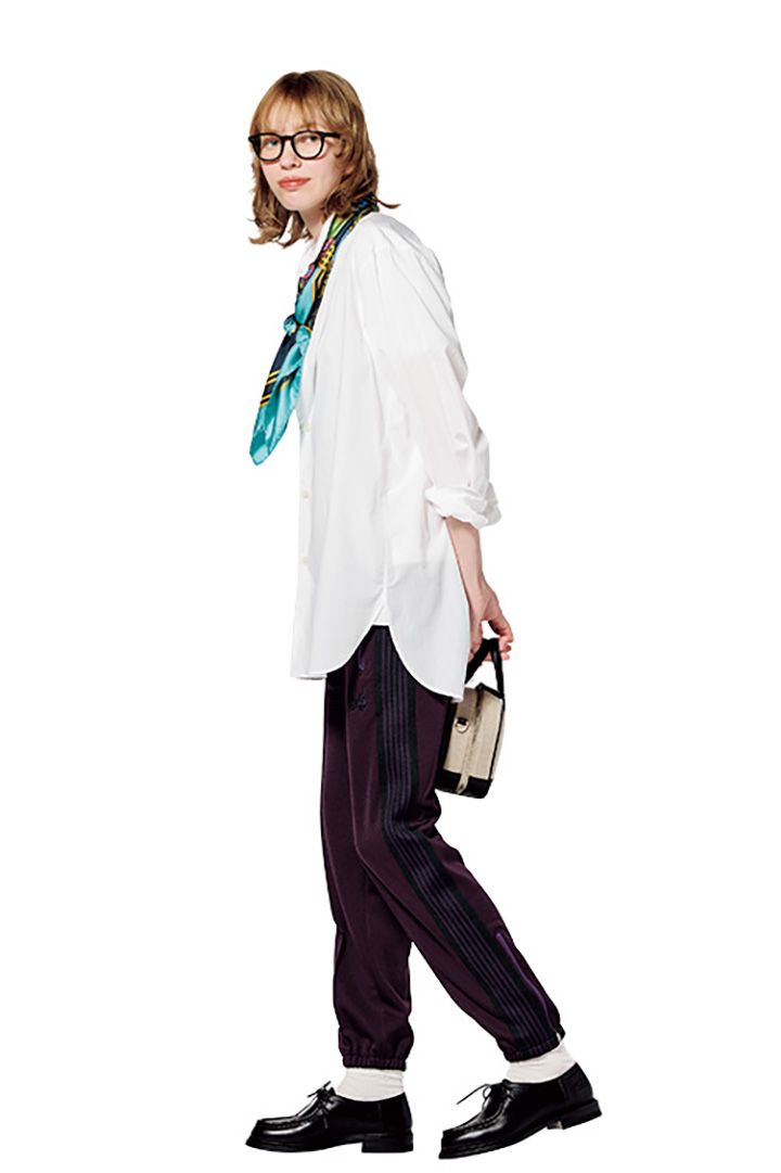 トラックパンツは1本あると超便利！上品でレディな着こなし5選