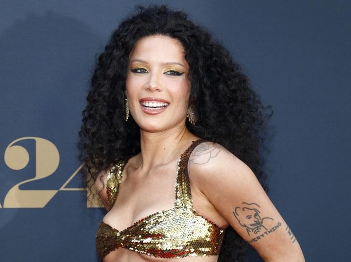 画像: ホールジーがニューアルバム『The Great Impersonator』をリリース