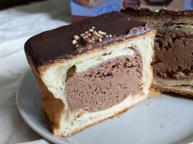 ファミマがチョコだらけ！