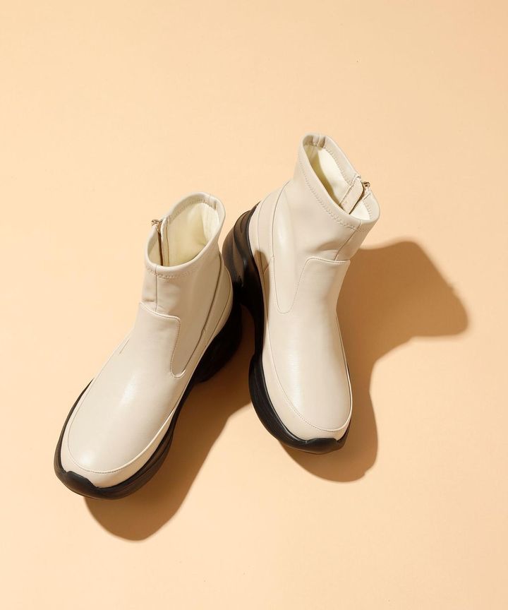 画像1: 出典：.st