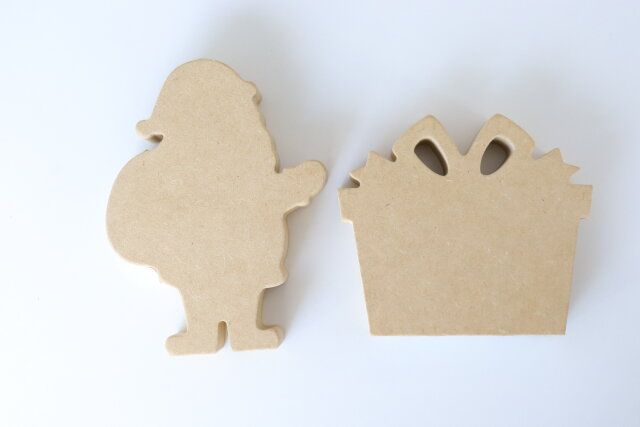 ダイソーのMDFオーナメント