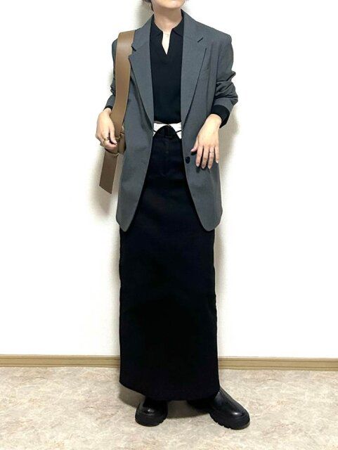 ユニクロウォッシャブルニットリブポロセーターとジャケットコーデ