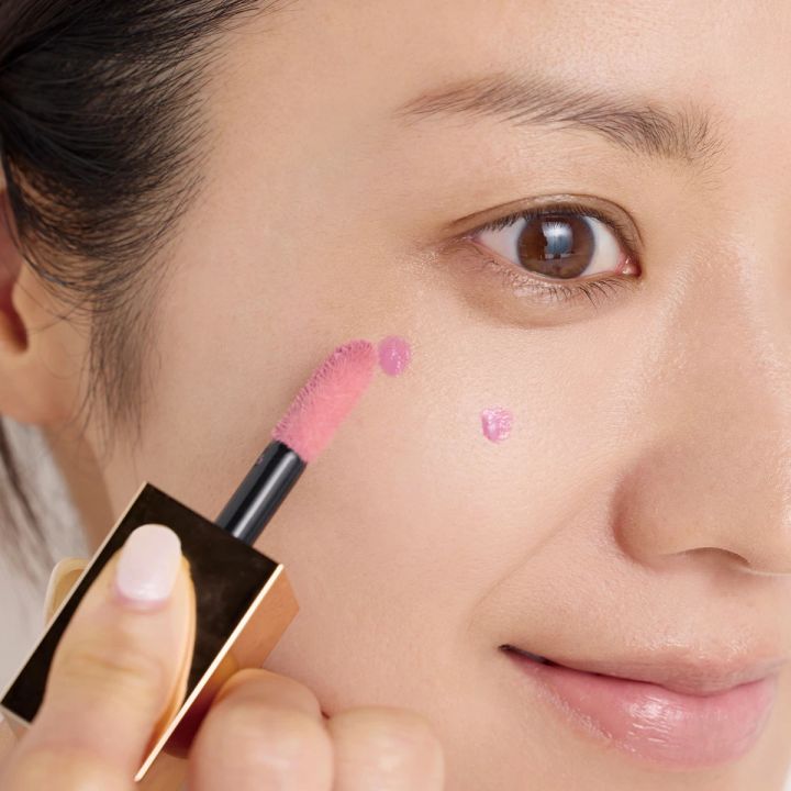 40代メイク 頬の一番高いところに2点置きからスタート