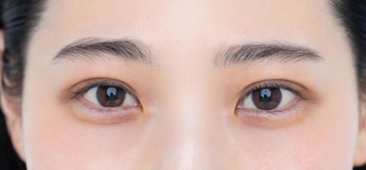 40代メイク アラフォー 眉毛 太眉毛 剛毛