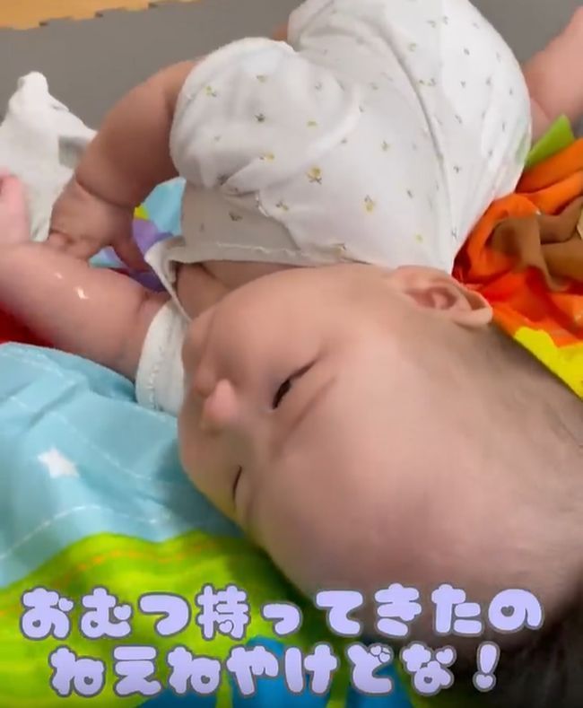 １才姉が３カ月の妹に「ダメ！」その理由は…