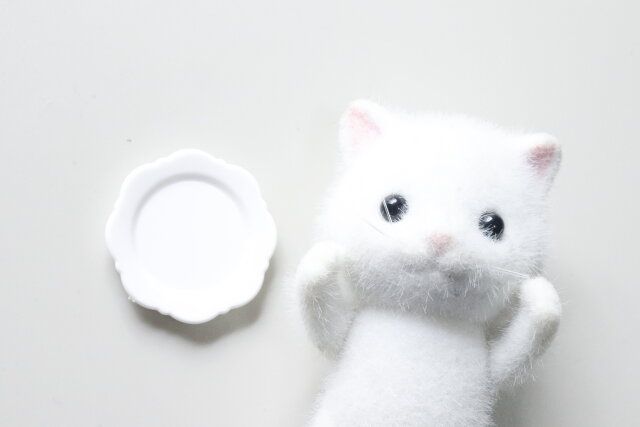 ダイソー ミニチュア食器ホワイト 1／12スケール