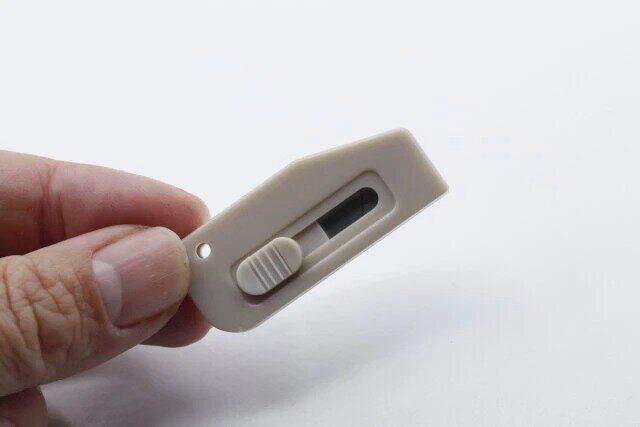 ダイソー 小指サイズ 持ち運び