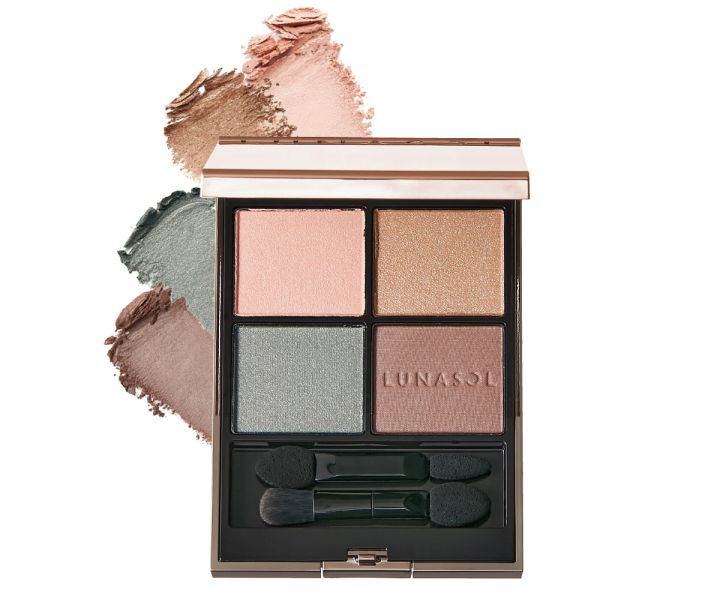 大西流星さんが気になる新作コスメ ルナソル アイカラーレーションN 03