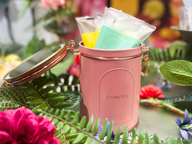 テーブルに並んだ「fascinate＜ファシネイト＞」