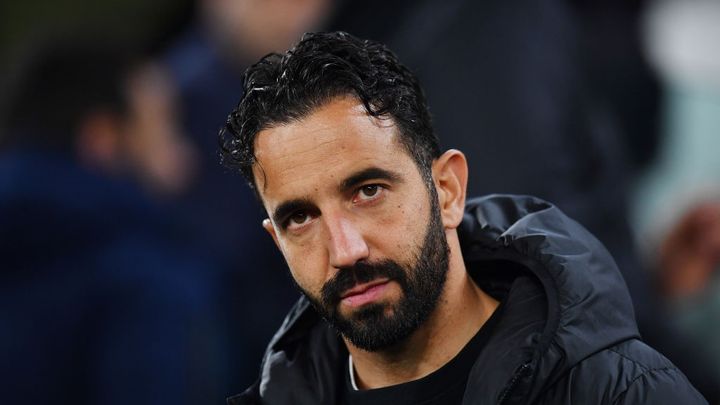 日本代表MFも影響を受ける“天才”戦術家、英・超名門の監督就任が秒読み段階へ