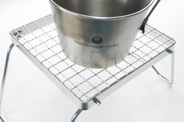 ダイソー 折り畳み五徳（ポーチ付） 使用例