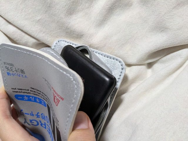 「inゼリー」がモバイルバッテリーケース