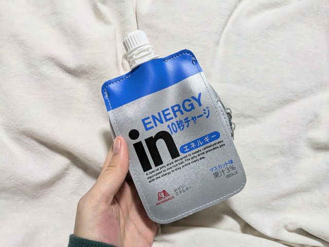 「inゼリー」がモバイルバッテリーケース