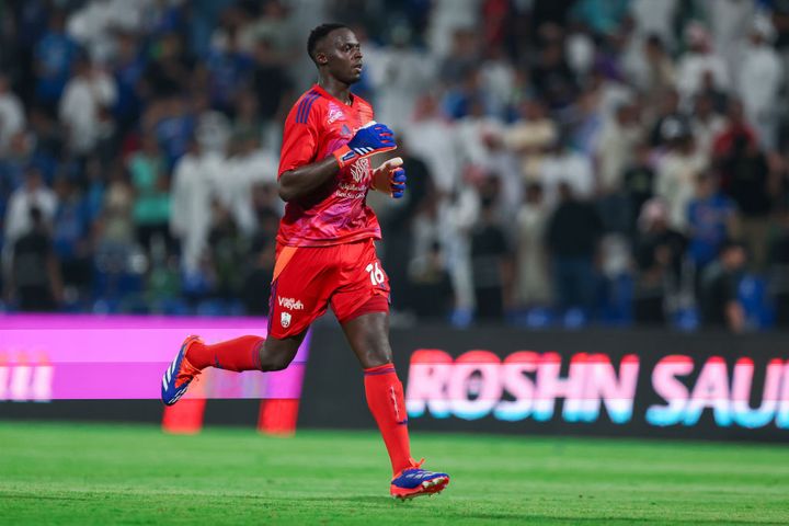 超レアキャラ！世界的GKなのに「背番号1」をつけたことがない5人の守護神