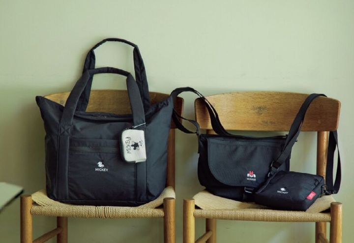 マンハッタンポーテージのコラボバッグ ミッキー、ミニーの刺しゅう入り