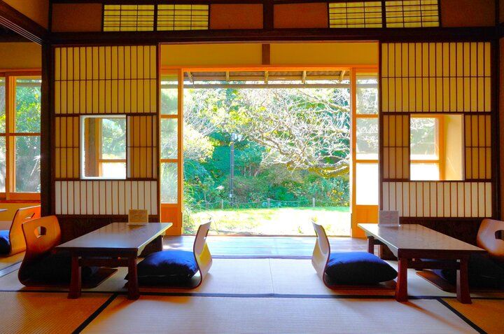 築100年超の鎌倉のお屋敷でのんびり過ごす癒しのひととき♪旧大佛次郎茶亭「カフェ大佛茶廊」