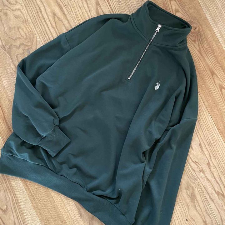 画像: 使うのは渋色トップス