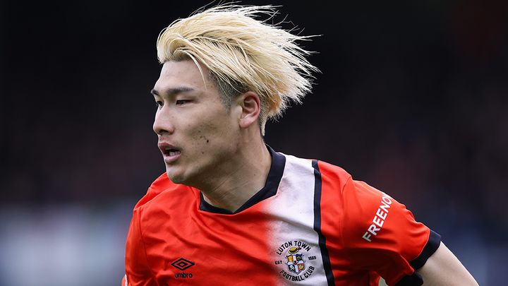 日本代表を狙う25歳、バーに嫌われて英雄ゴールを逃す…海外監督も悔しさを隠せず